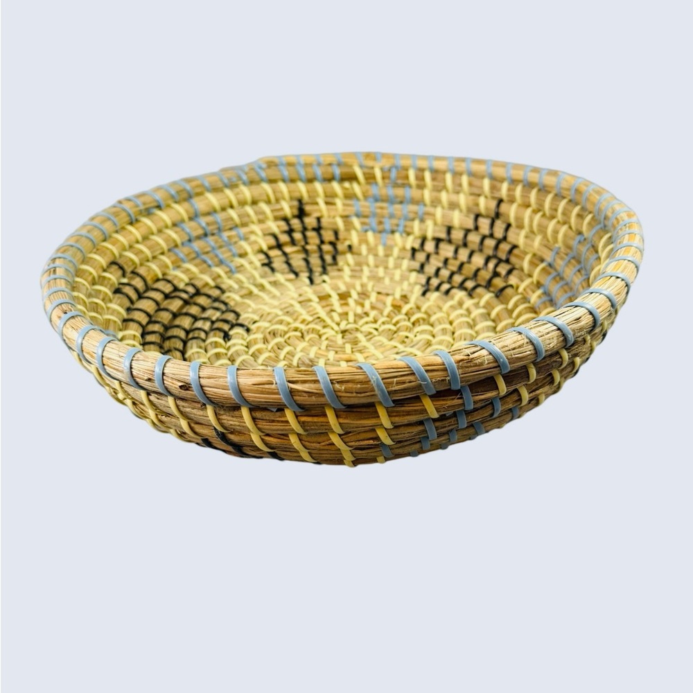Handmade Grass Woven Bread Basket Wall Hanging Native American Southwest Boho